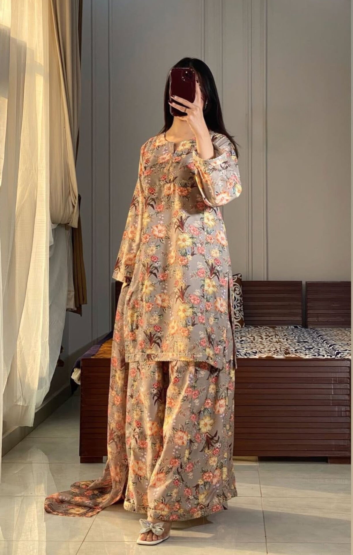 Elegant Digital Print Lawn Suit – Loose Plaza Set