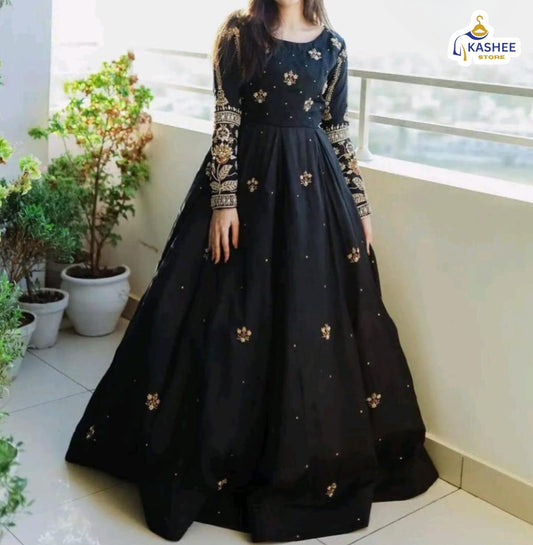 2-Piece Chiffon Maxi Set – Sequence Boti & Zari Work with Crepe Trouser