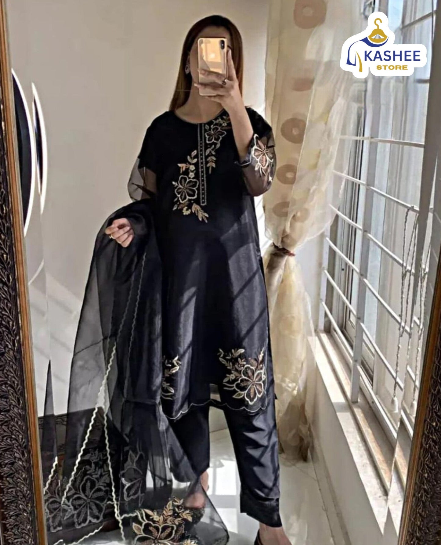 Luxury 3Pc Embroidered Organza Suit with Dupatta & Trouser