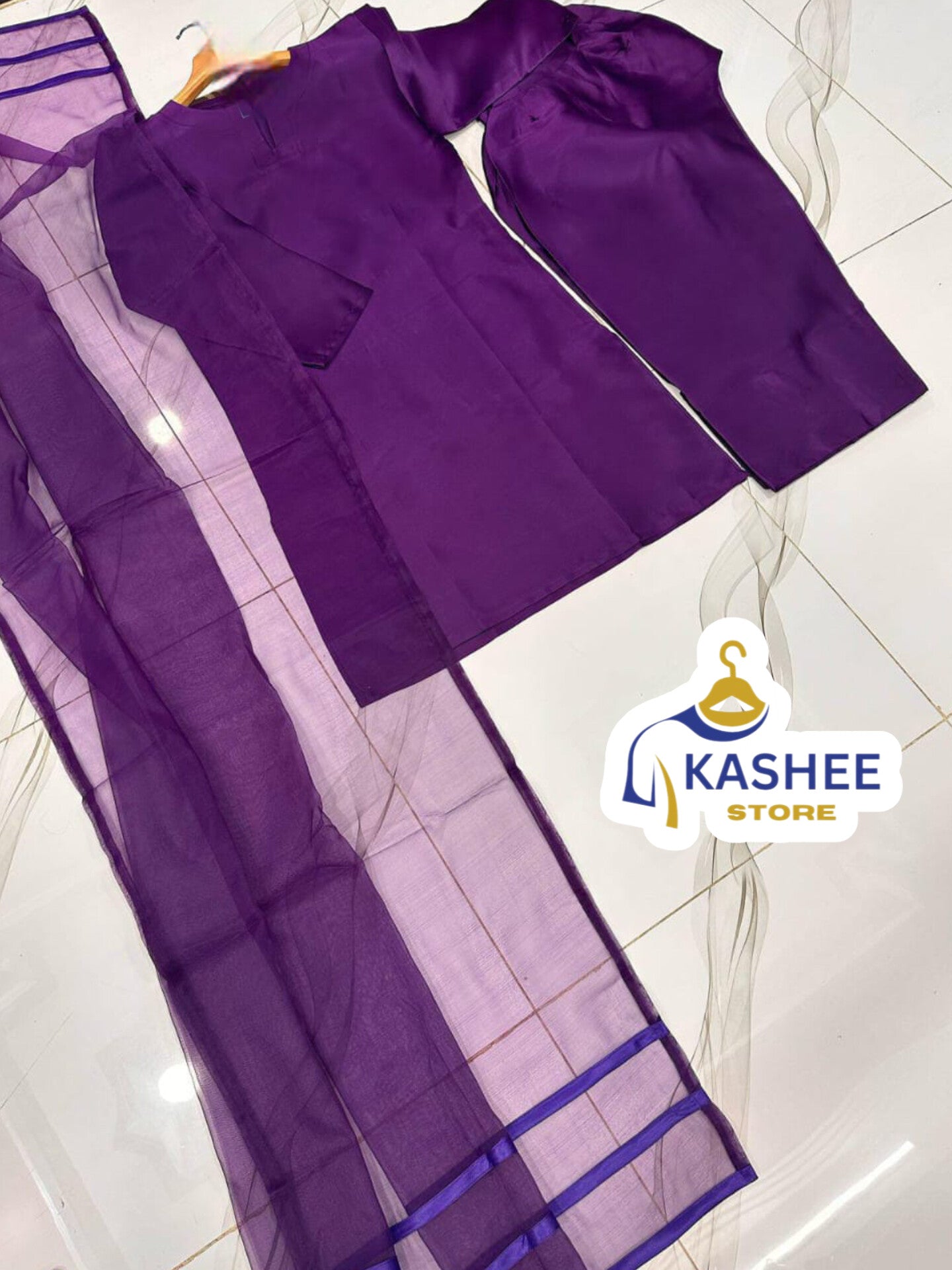 V-Neck Silk Farshi 3Pc