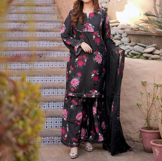 Elegant Digital Print Lawn Suit – Loose Plaza Set